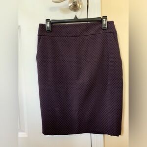 Express navy and burgundy print pencil skirt NWOT size 8